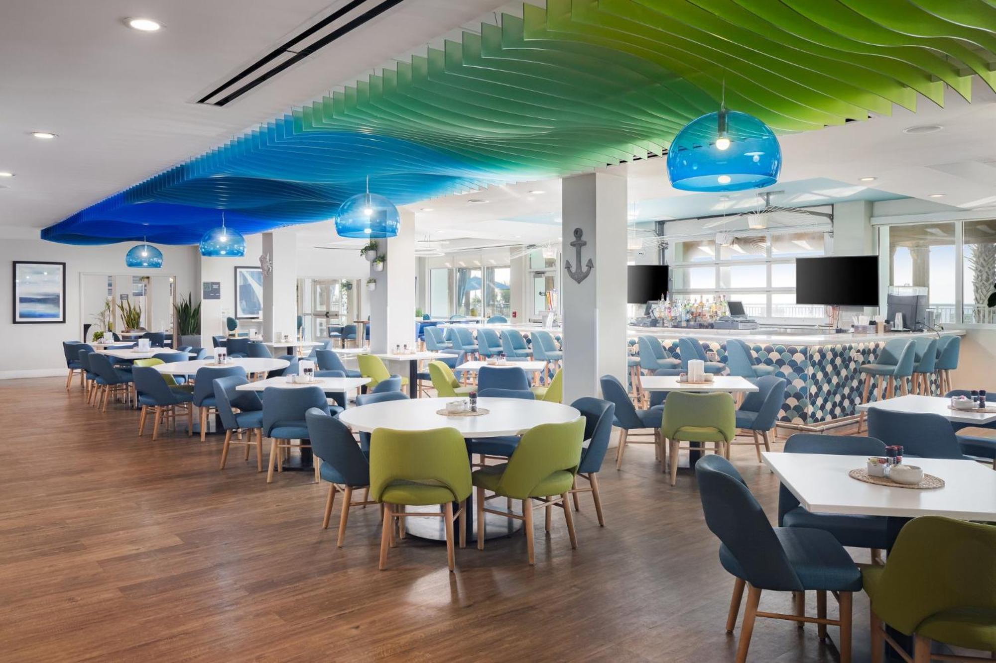 Oceanfront At Surfside By Ihg 3*