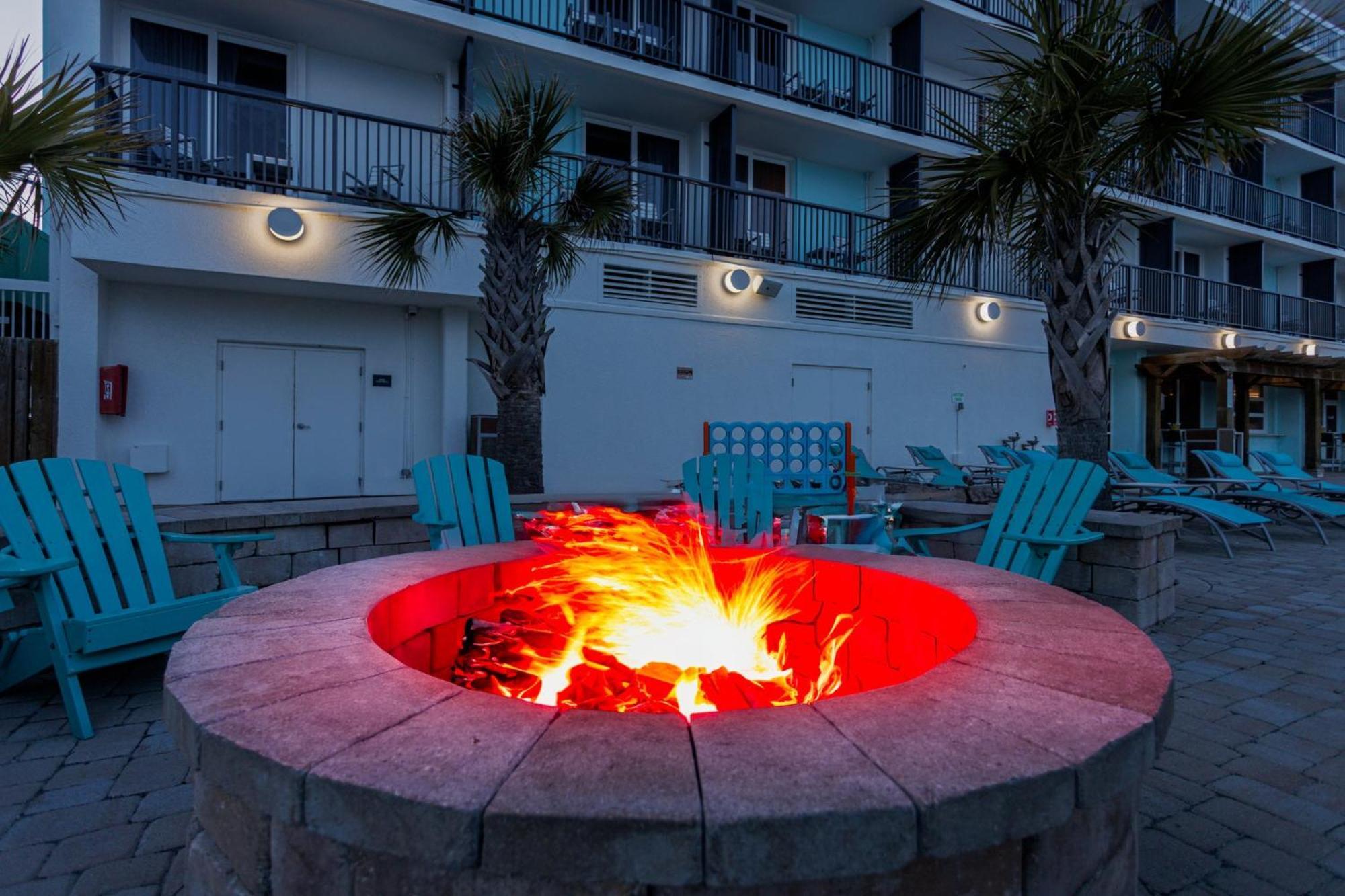 Resort Oceanfront At Surfside By Ihg 3*