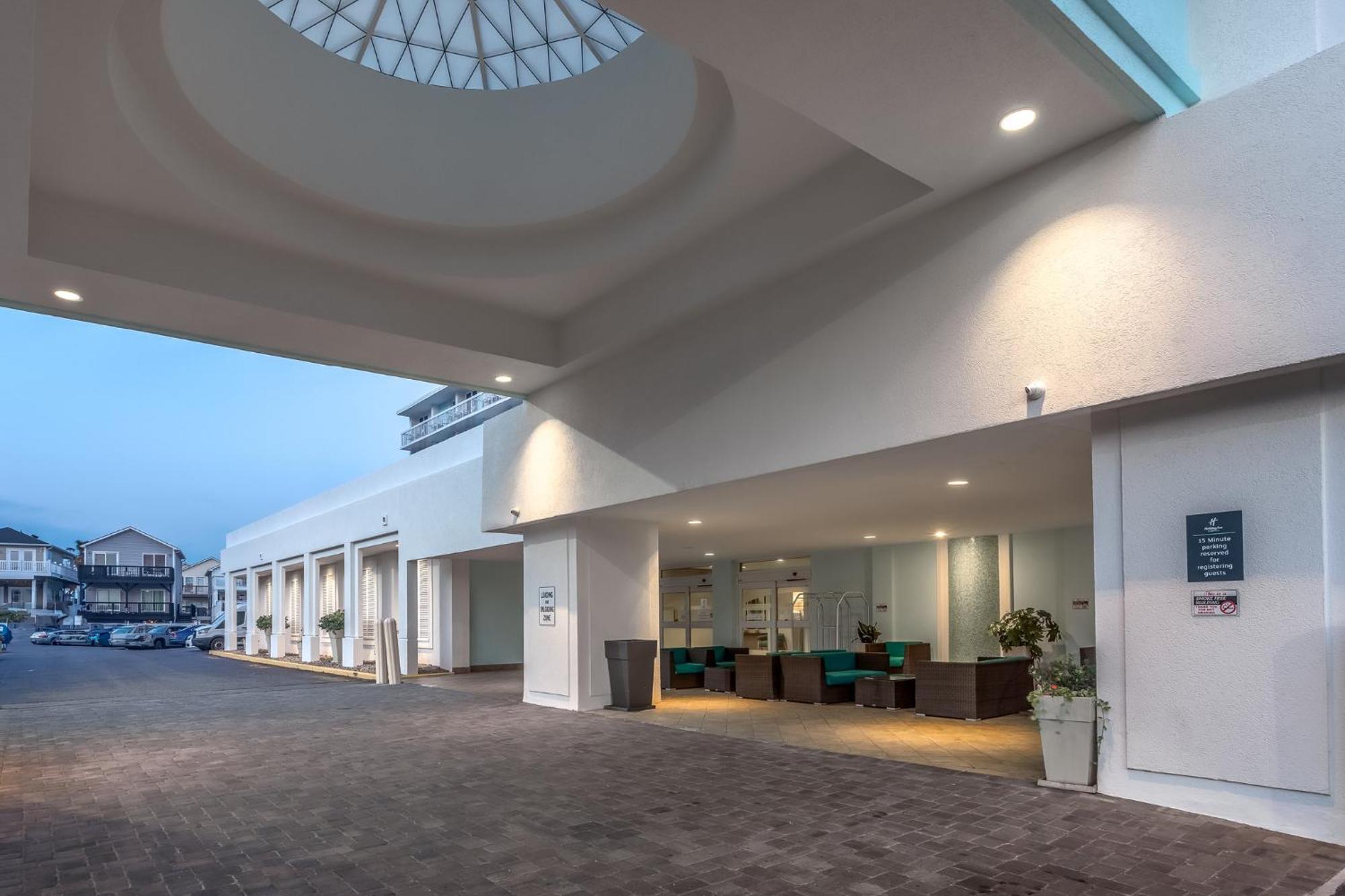 Resort Oceanfront At Surfside By Ihg 3*