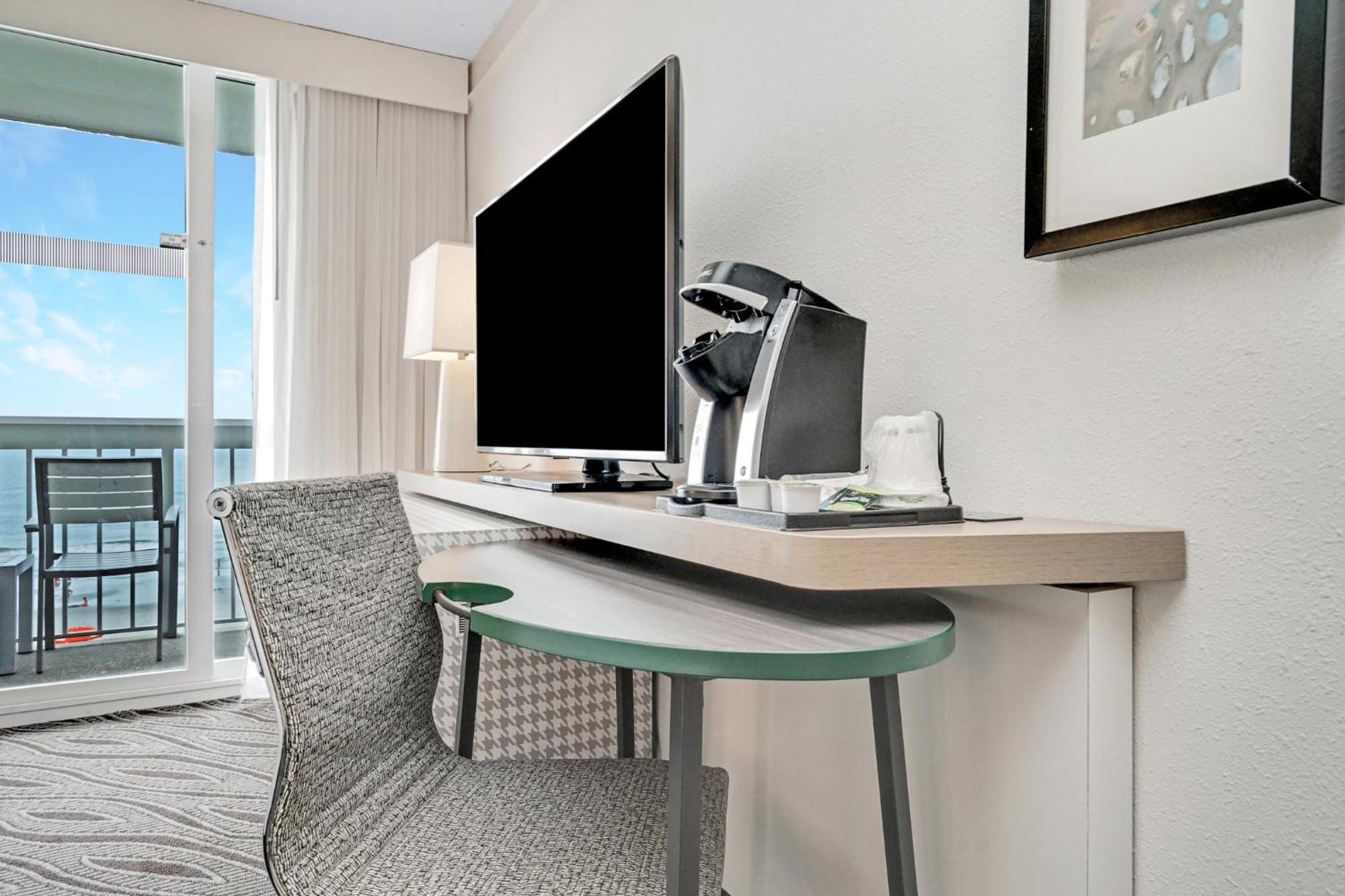 Resort Oceanfront At Surfside By Ihg 3*